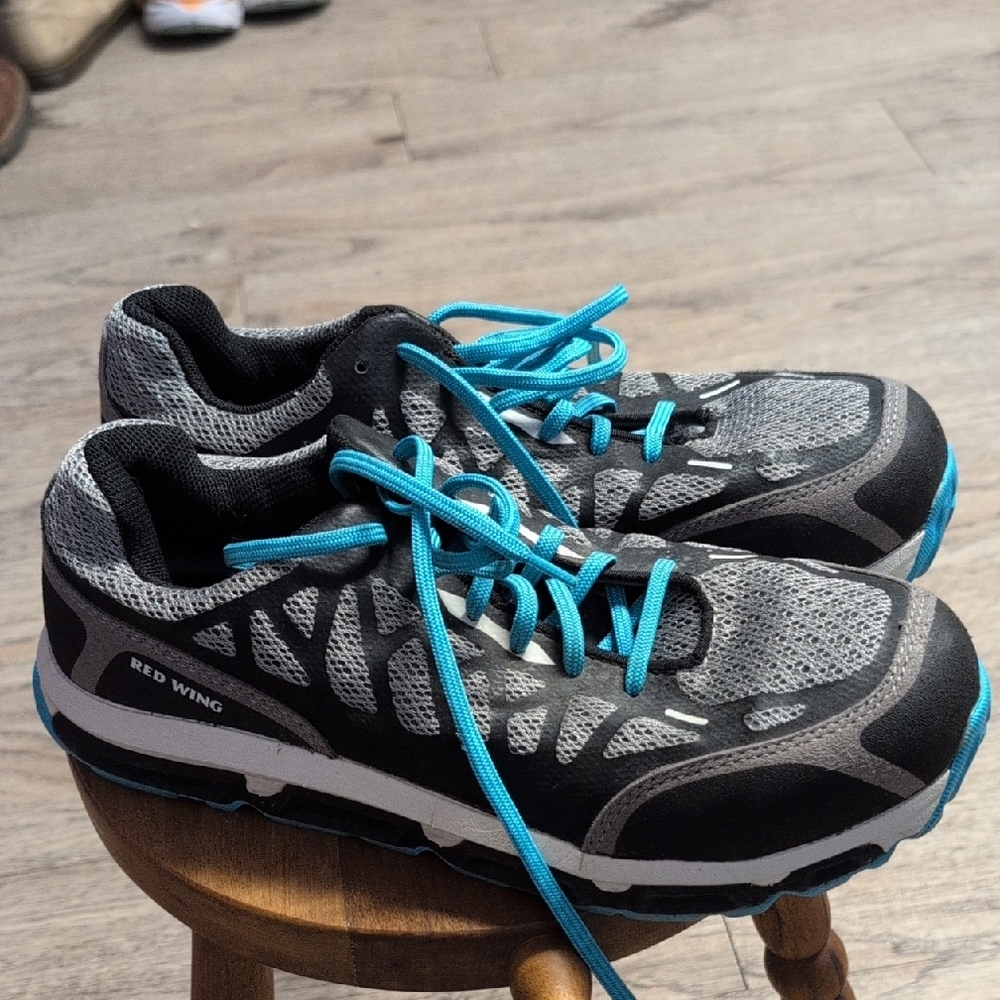 Men's Black and Gray Athletic Shoes